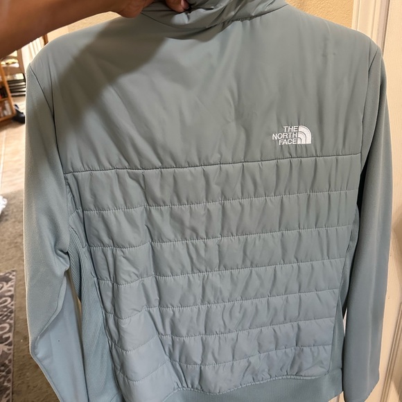 The North Face Women's Jacket - Picture 4 of 11